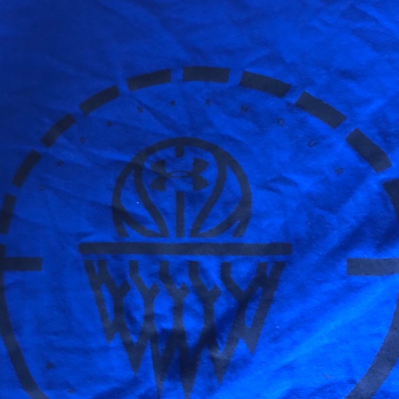 Basketball logo under armour t shirt - Picture 2 of 3